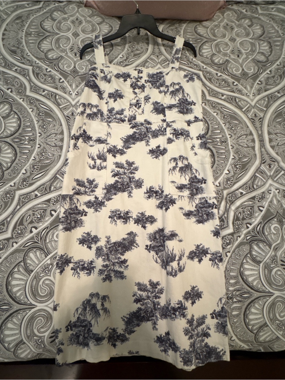 INC jean Sleeveless White Dress with Blue Toile Print